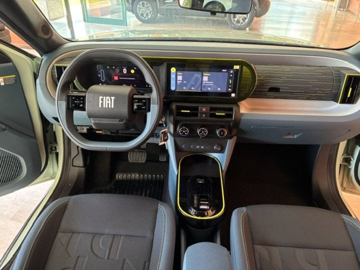 Fiat Grande Panda 1.2 hybrid Icon 110cv edct (13)