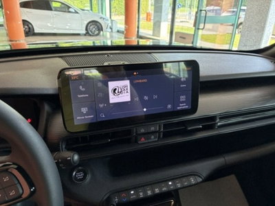 Jeep Avenger 1.2 turbo e-hybrid mhev Longitude fwd 110cv edct6 (9)