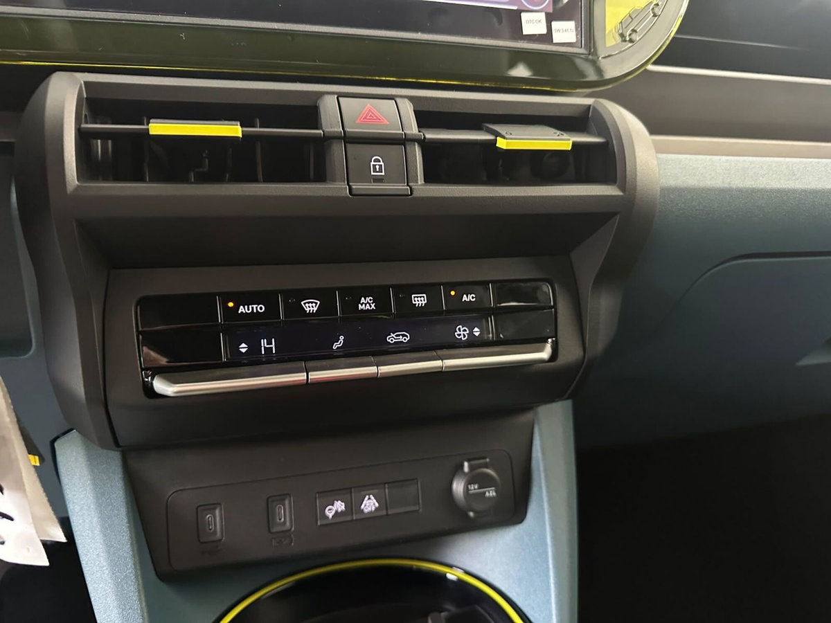Fiat Grande Panda 1.2 hybrid Icon 110cv edct (11)