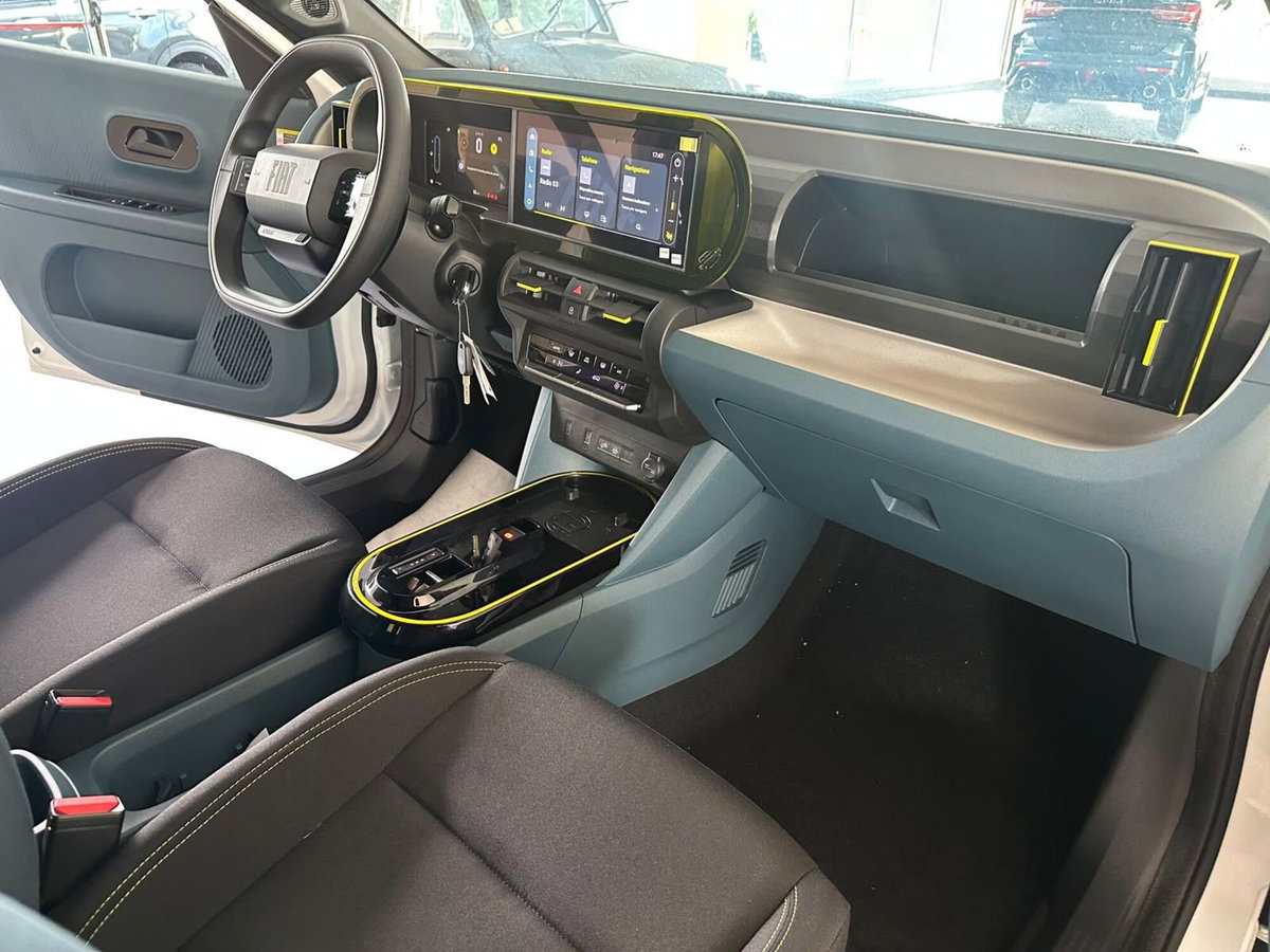 Fiat Grande Panda 1.2 hybrid Icon 110cv edct (13)