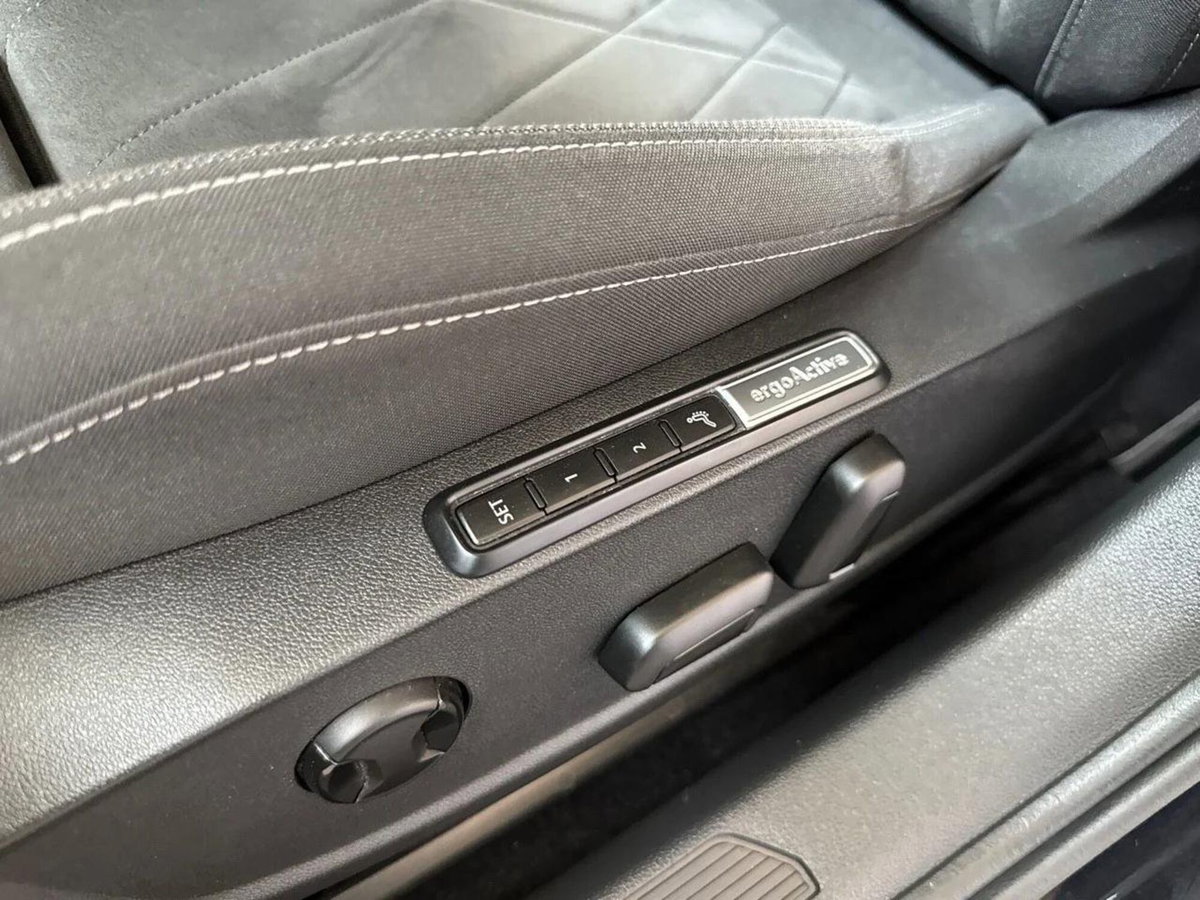 Volkswagen Golf 1.5 TSI EVO ACT Style (13)