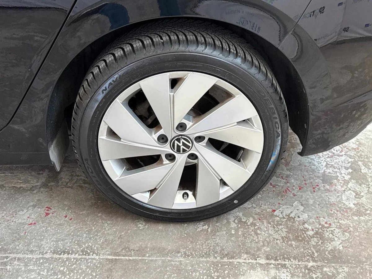 Volkswagen Golf 1.5 TSI EVO ACT Style (16)
