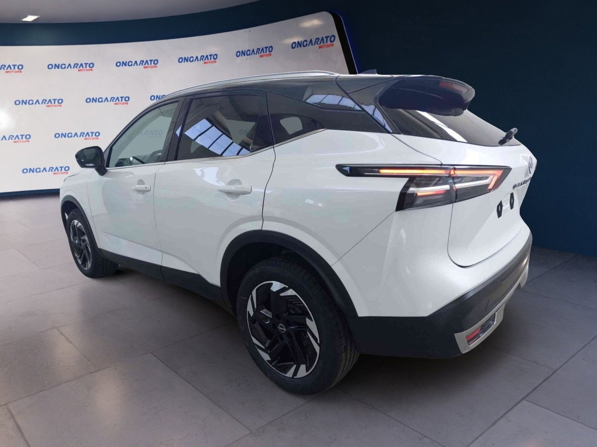 Nissan Qashqai 1.3 mhev N-Connecta 2wd 158cv (3)
