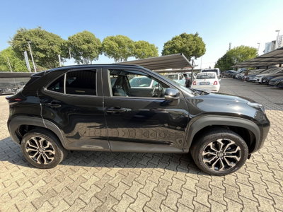 Toyota Yaris Cross Trend fwd 115cv e-cvt (4)