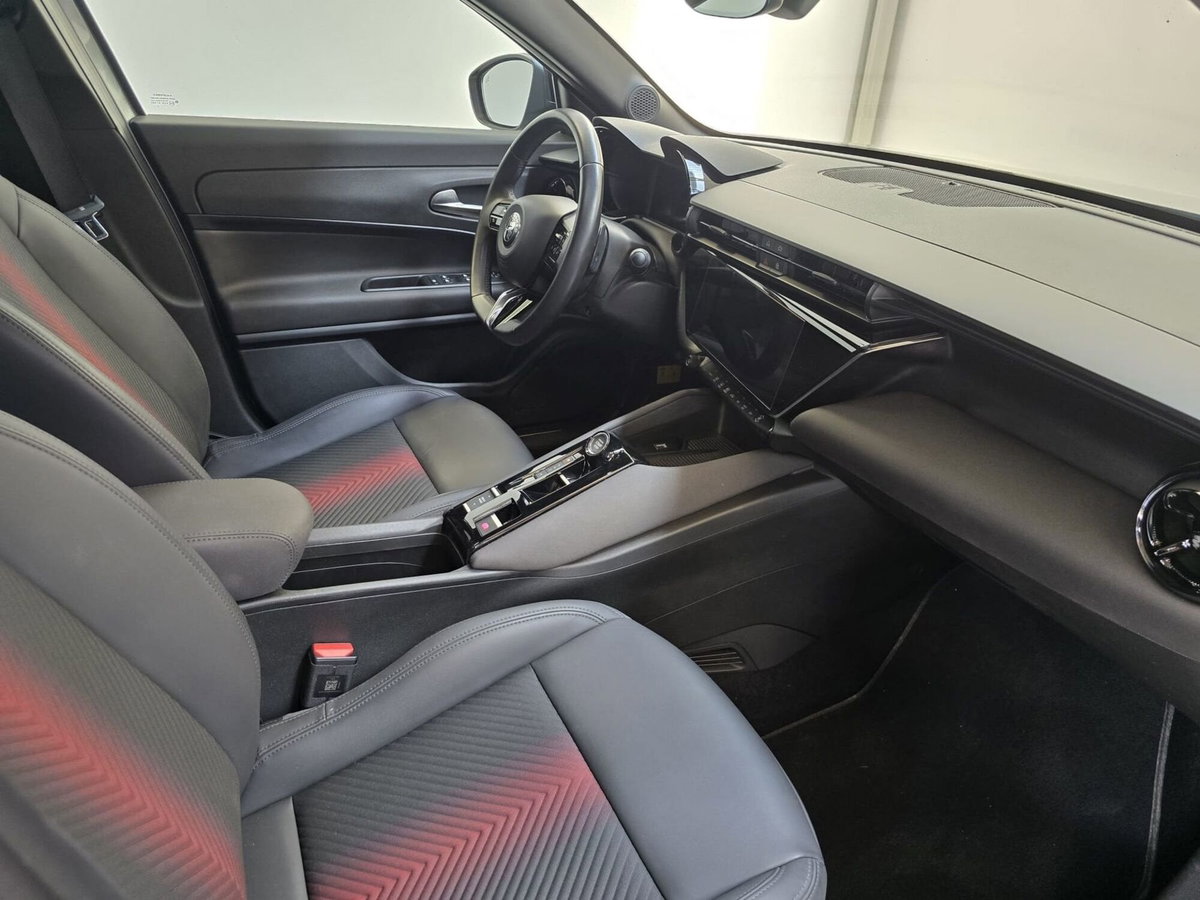 Alfa Romeo Junior 1.2 ibrida Sport Speciale 145cv edct6 (12)