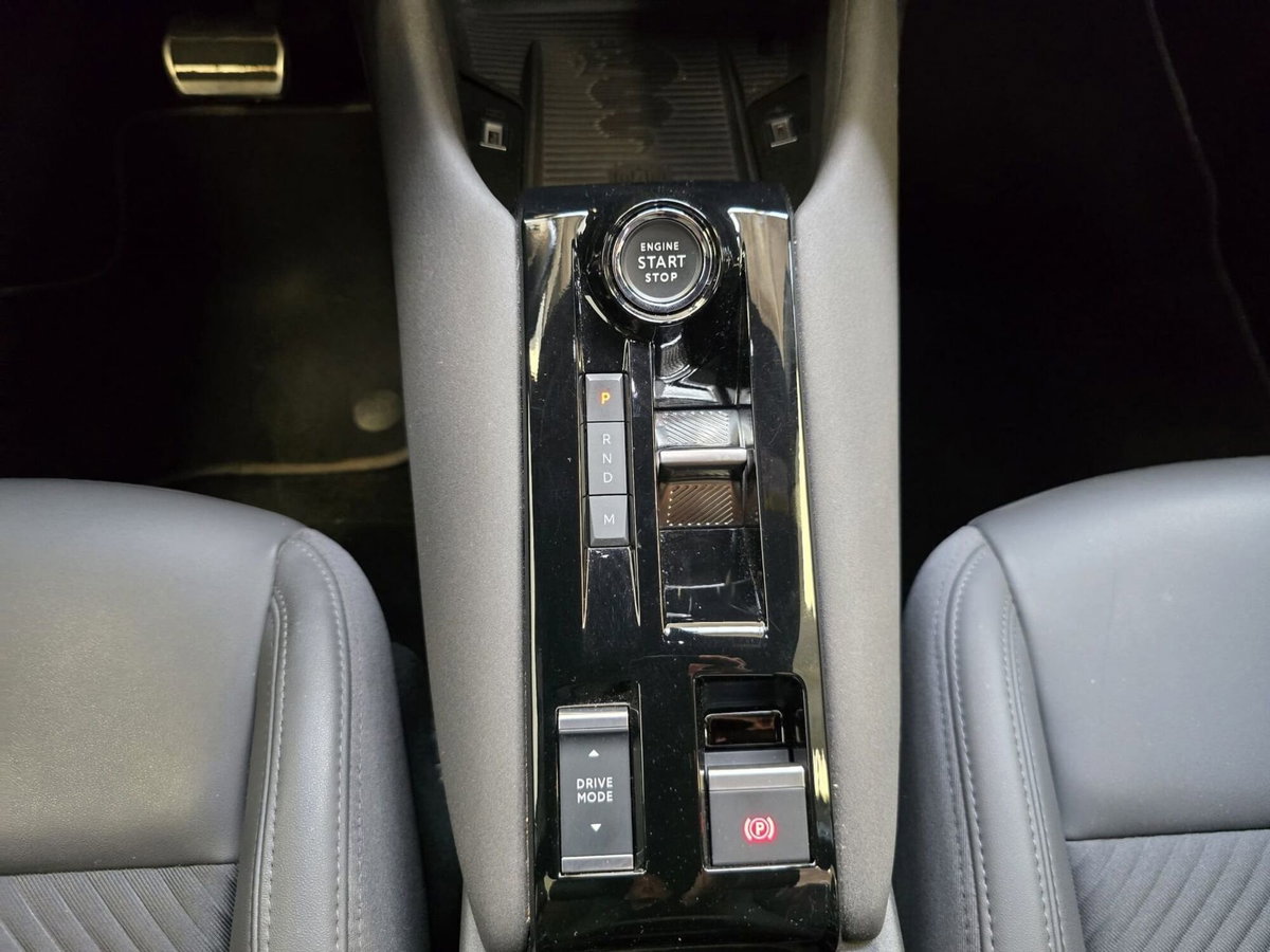 Alfa Romeo Junior 1.2 ibrida Sport Speciale 145cv edct6 (20)