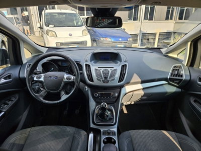 Ford C-Max 1.6 120CV GPL Titanium (9)