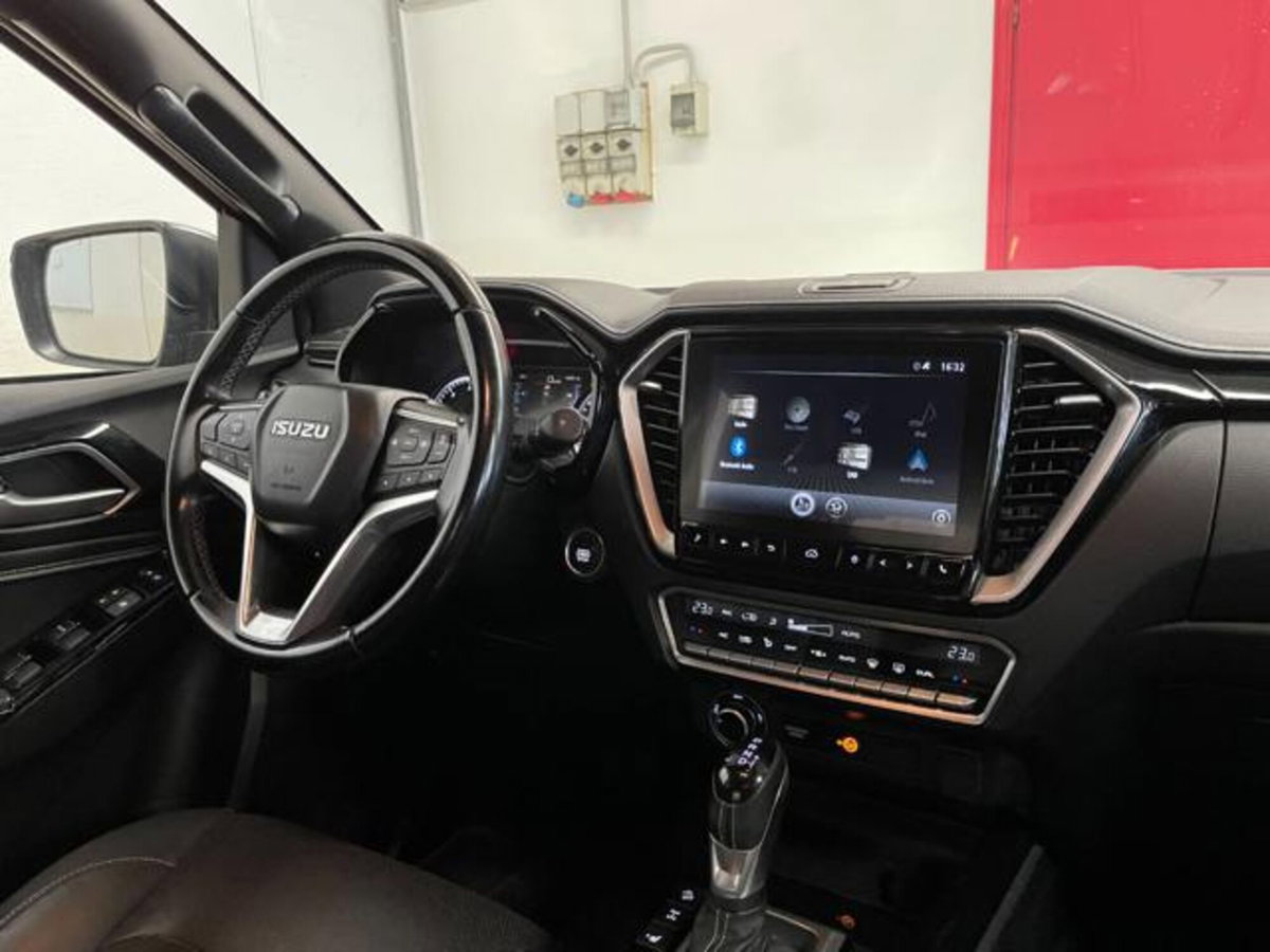 Isuzu D-Max Pick-up 1.9 td crew N60FF 4x4 (18)