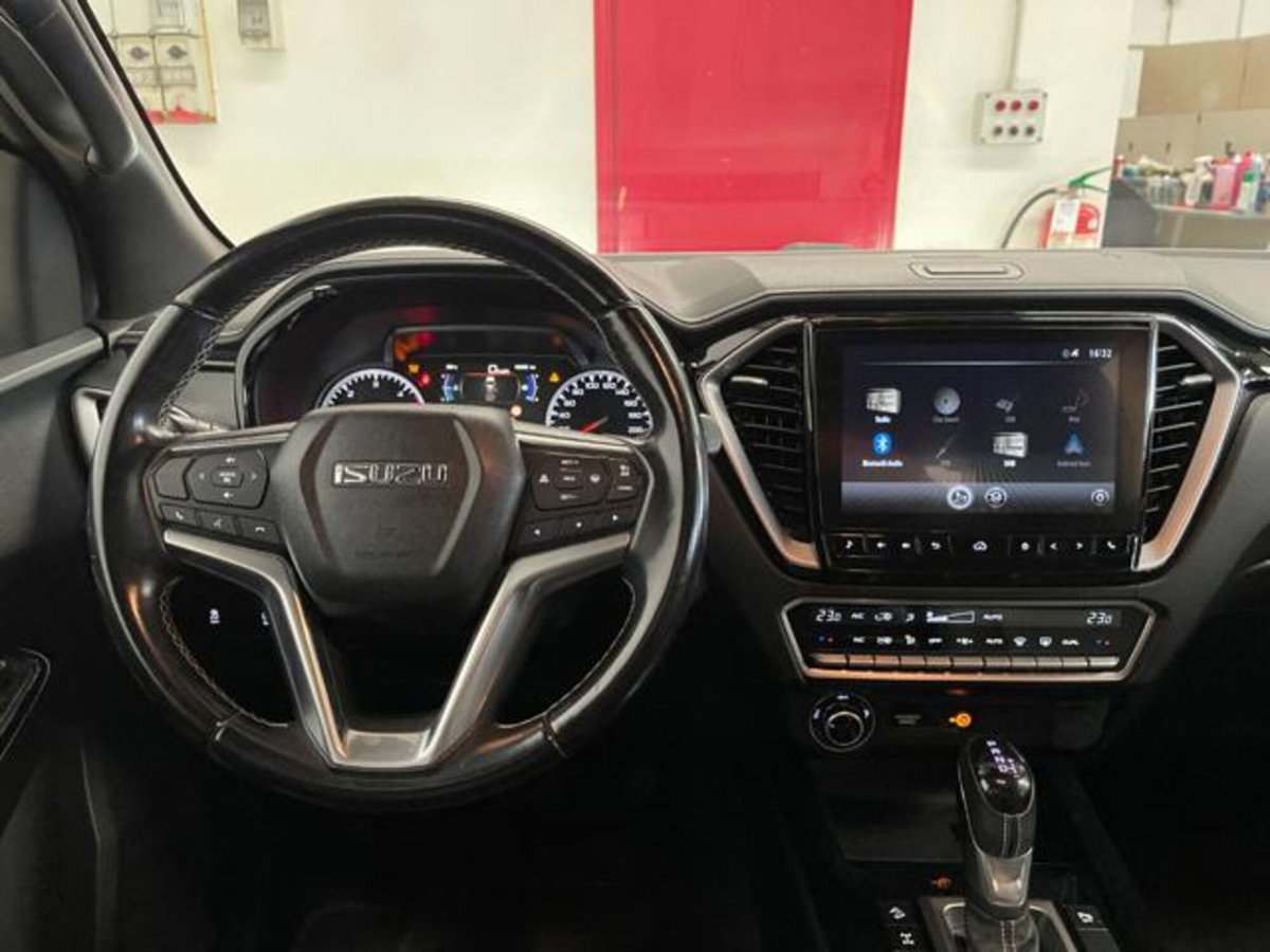 Isuzu D-Max Pick-up 1.9 td crew N60FF 4x4 (19)