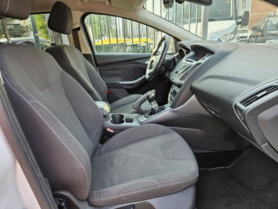 Ford Focus 1.6 TDCi 115 CV Titanium (10)