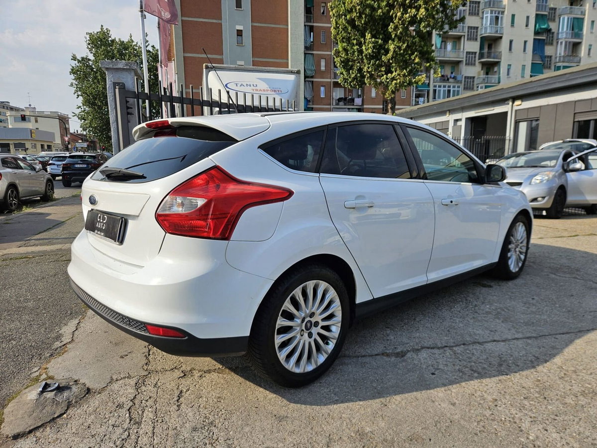 Ford Focus 1.6 TDCi 115 CV Titanium (4)