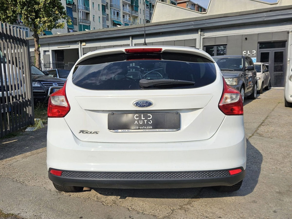 Ford Focus 1.6 TDCi 115 CV Titanium (5)