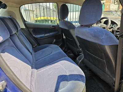 Peugeot 206 HDi 5p. Ciel (10)