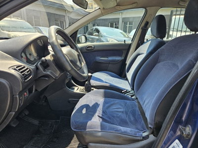 Peugeot 206 HDi 5p. Ciel (5)