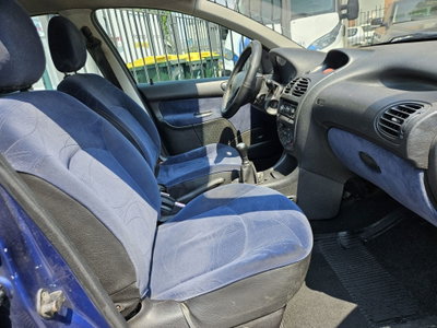 Peugeot 206 HDi 5p. Ciel (9)