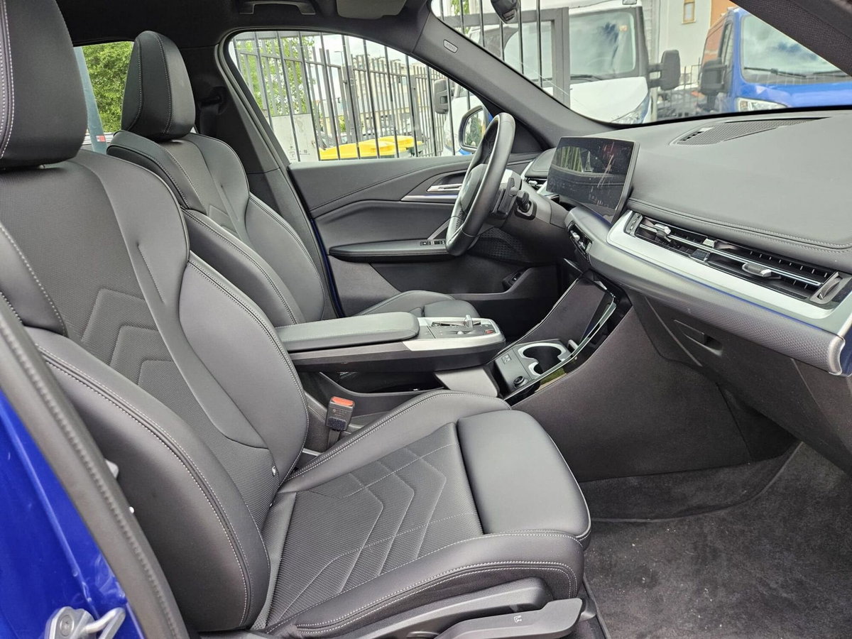BMW X1 xDrive18d Sport (12)