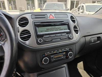 Volkswagen Tiguan 2.0 TDI DPF 4MOTION DSG R-Line (14)