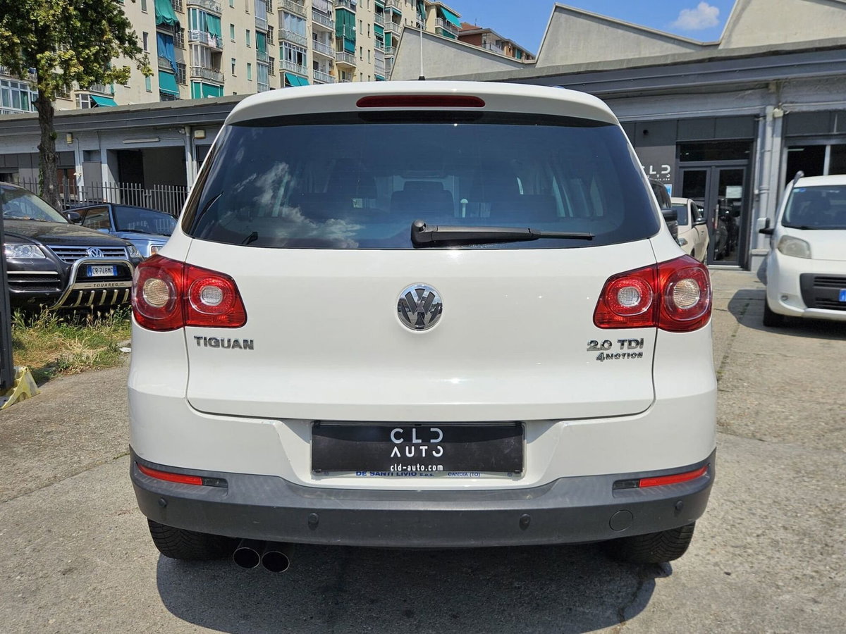 Volkswagen Tiguan 2.0 TDI DPF 4MOTION DSG R-Line (5)