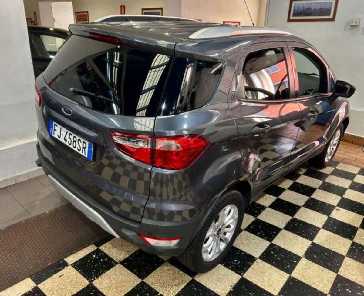 Ford EcoSport 1.5 TDCi 95 CV Titanium S (3)