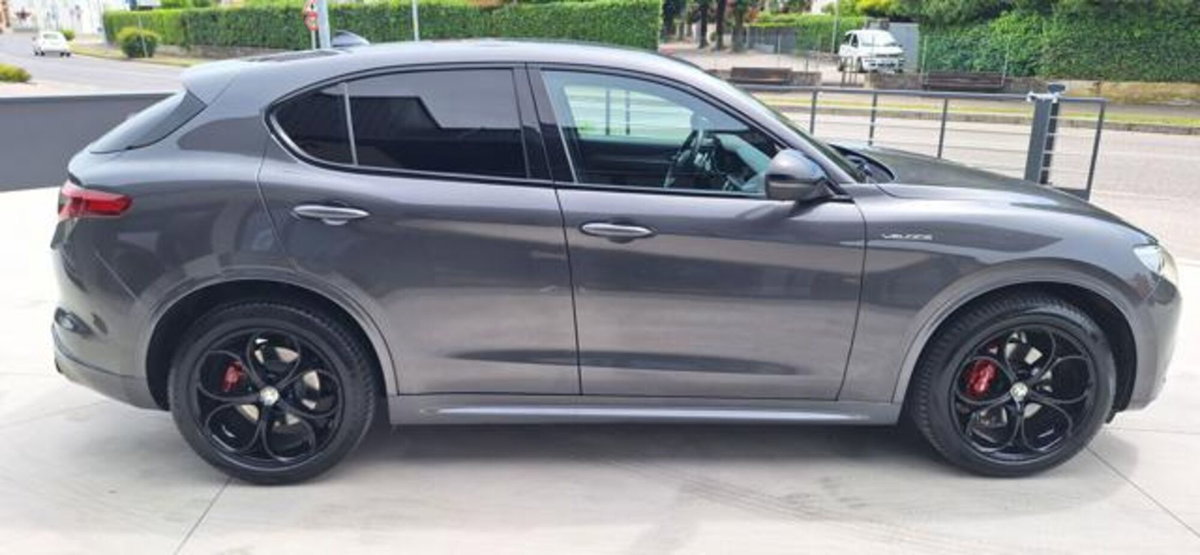 Alfa Romeo Stelvio Stelvio 2.0 Turbo 280 CV AT8 Q4 Veloce Tì (12)