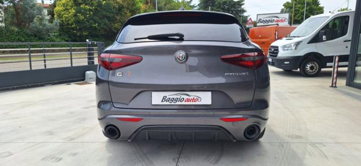 Alfa Romeo Stelvio Stelvio 2.0 Turbo 280 CV AT8 Q4 Veloce Tì (16)