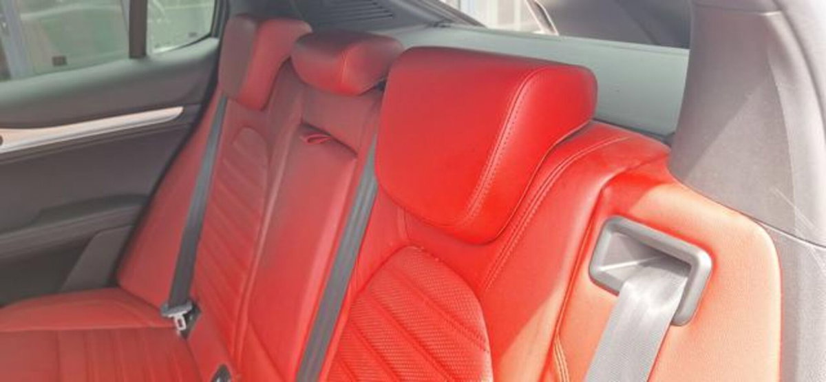 Alfa Romeo Stelvio Stelvio 2.0 Turbo 280 CV AT8 Q4 Veloce Tì (9)