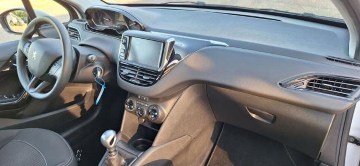 Peugeot 208 100 S&S 5p. Mix (10)