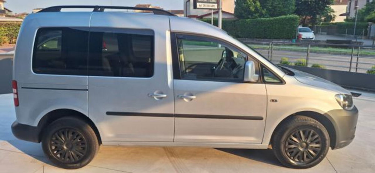 Volkswagen Caddy 1.2 TSI 105 CV 5p. Comfortline (7)