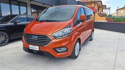 Ford Tourneo Custom 320 2.0 EcoBlue 130CV MHEV PC Titanium usato
