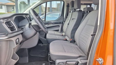 Ford Tourneo Custom 320 2.0 EcoBlue 130CV MHEV PC Titanium (8)