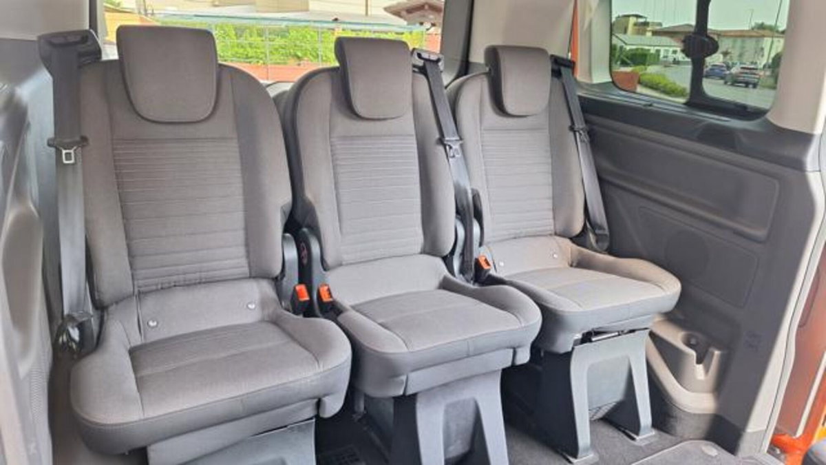 Ford Tourneo Custom 320 2.0 EcoBlue 130CV MHEV PC Titanium (9)