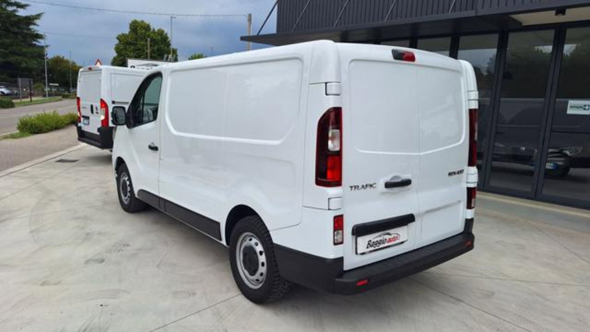 Renault Trafic Furgone T29 2.0 dCi 150CV PC-TN Furgone Energy Ice (10)