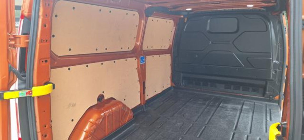 Ford Transit Custom Furgone 300 2.0 EcoBlue 130 PL Furgone Trend (14)