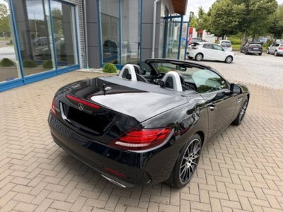 Mercedes-Benz SLC 300 AMG line (12)