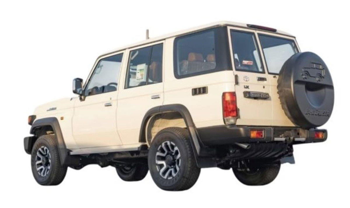 Toyota Land Cruiser 2.8 d-4d Lounge awd auto (3)