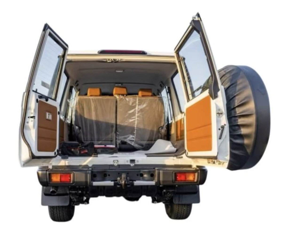 Toyota Land Cruiser 2.8 d-4d Lounge awd auto (6)