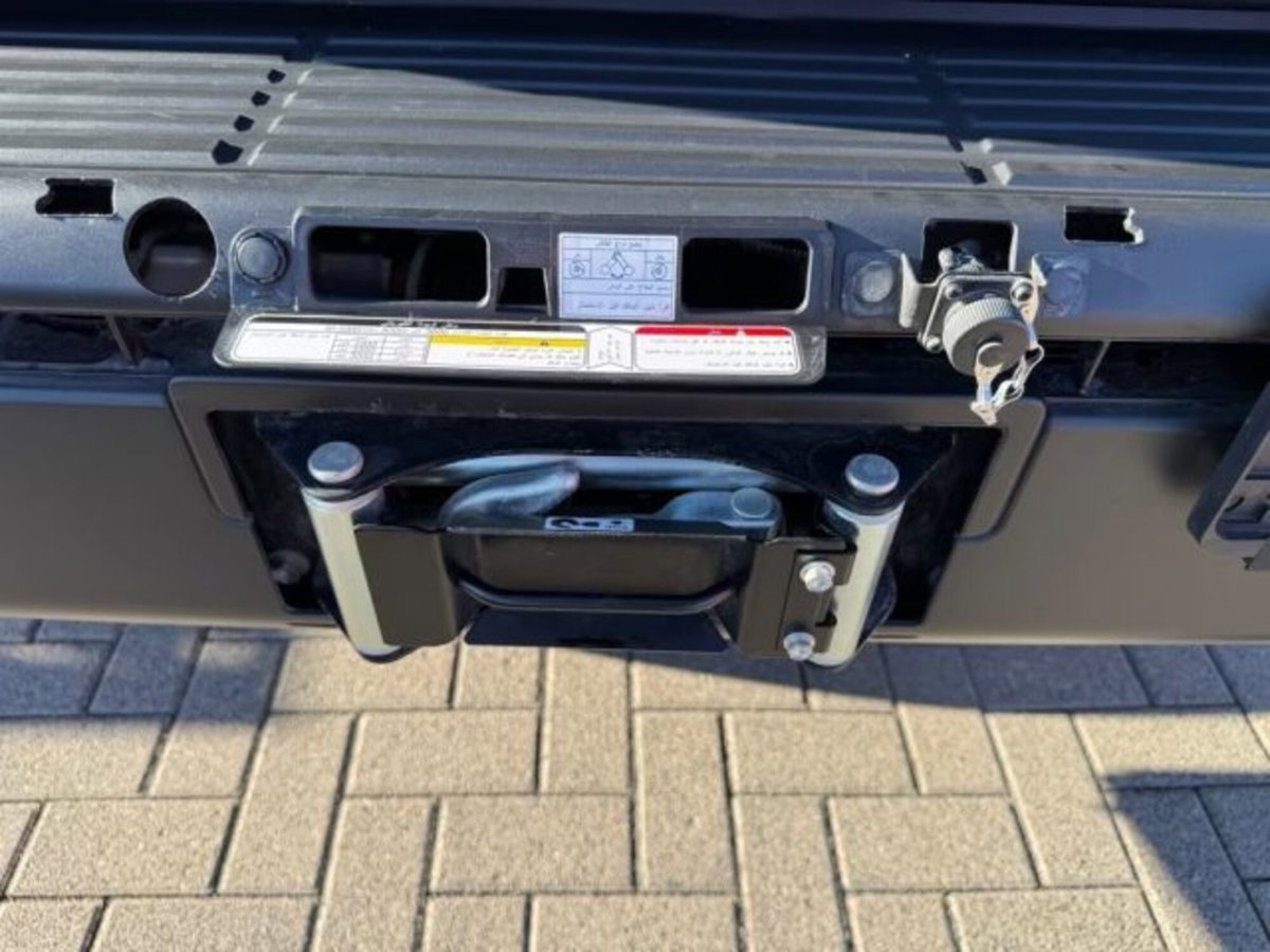Toyota Land Cruiser 2.8 d-4d Lounge awd auto (18)