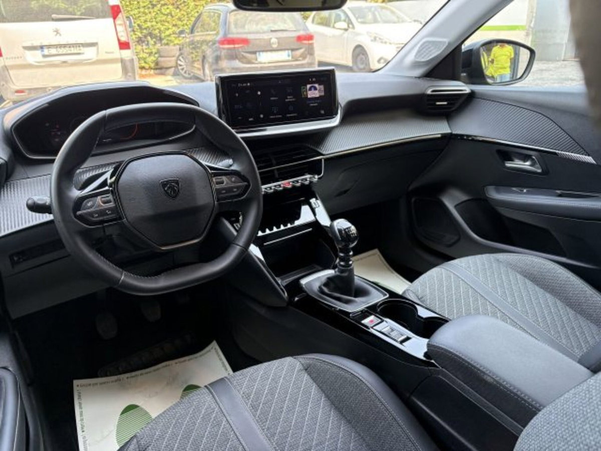 Peugeot 208 PureTech 100 Stop&Start 5 porte Allure (7)