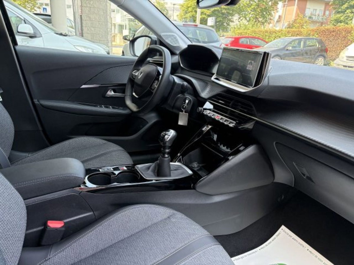 Peugeot 208 PureTech 100 Stop&Start 5 porte Allure (8)