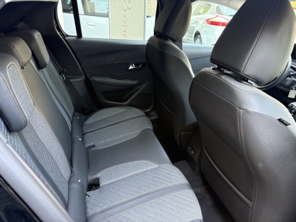 Peugeot 208 PureTech 100 Stop&Start 5 porte Allure (9)