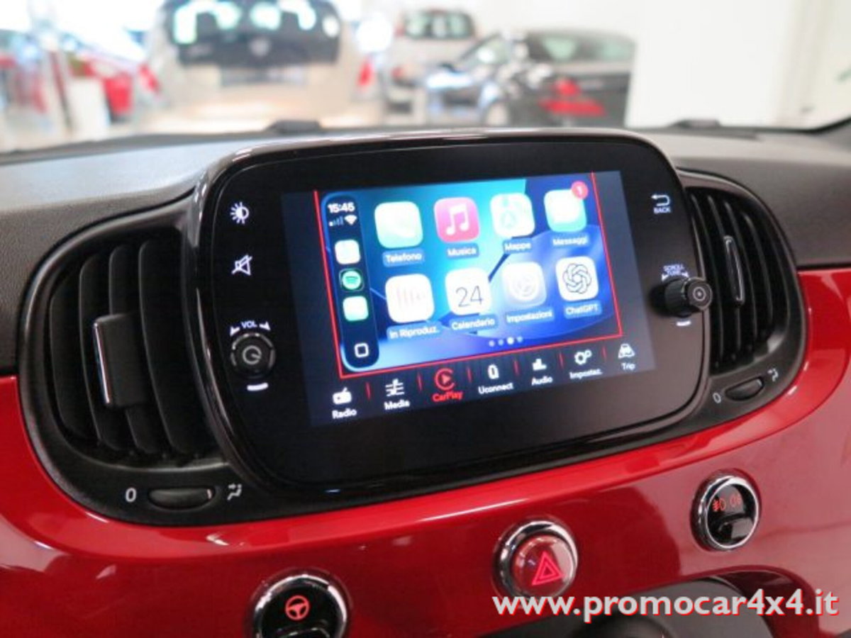 Fiat 500 1.0 Hybrid Lounge (14)