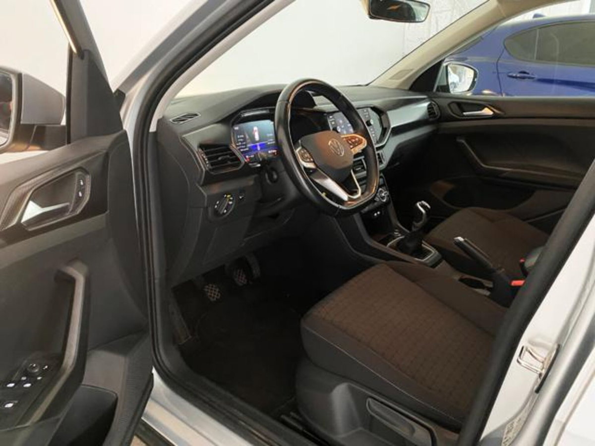 Volkswagen T-Cross 1.0 TSI Sport (10)