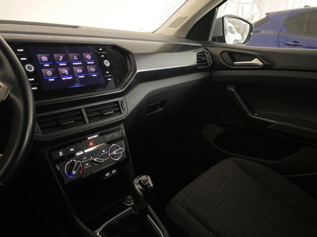 Volkswagen T-Cross 1.0 TSI Sport (14)