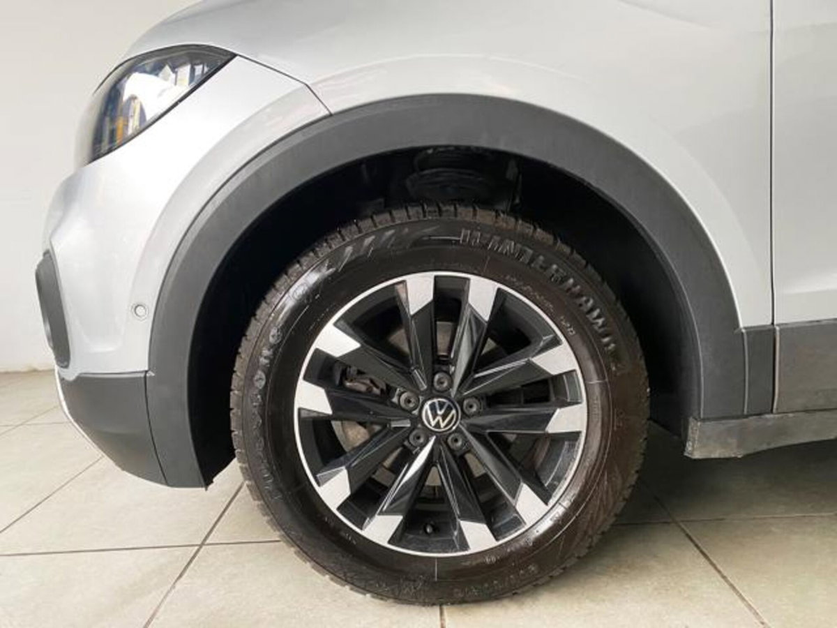 Volkswagen T-Cross 1.0 TSI Sport (19)