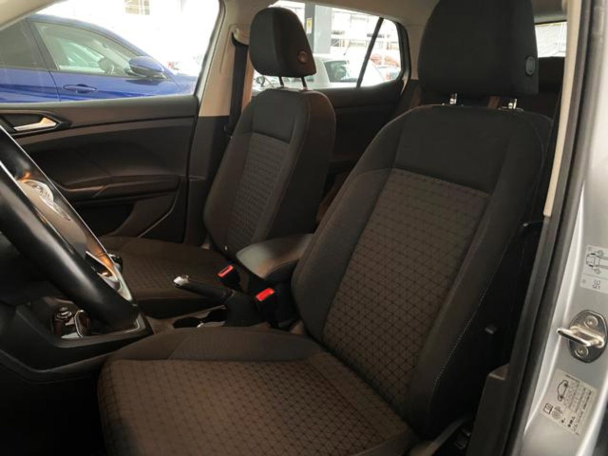 Volkswagen T-Cross 1.0 TSI Sport (8)