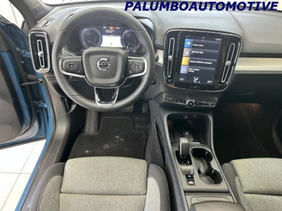 Volvo XC40 T2 automatico Core (9)