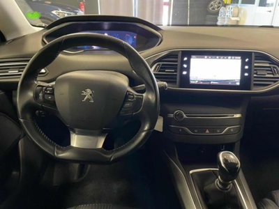 Peugeot 308 BlueHDi 130 S&S Allure (12)