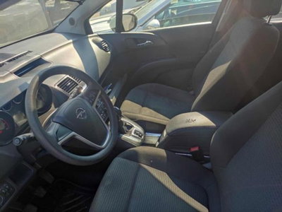 Opel Meriva 1.4 100CV Advance (3)