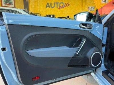 Volkswagen Maggiolino Cabrio 2.0 TDI DSG Sport (10)