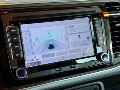 Volkswagen Maggiolino Cabrio 2.0 TDI DSG Sport (13)
